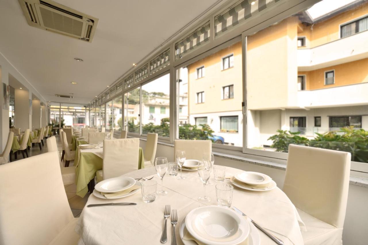 Hotel Ristorante La Marina Mhotelsgroup Сан-Бартоломео-аль-Маре Екстер'єр фото