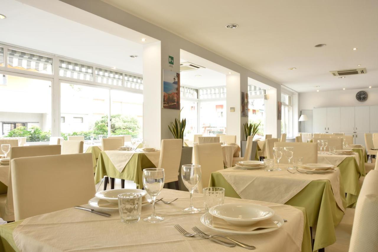 Hotel Ristorante La Marina Mhotelsgroup Сан-Бартоломео-аль-Маре Екстер'єр фото